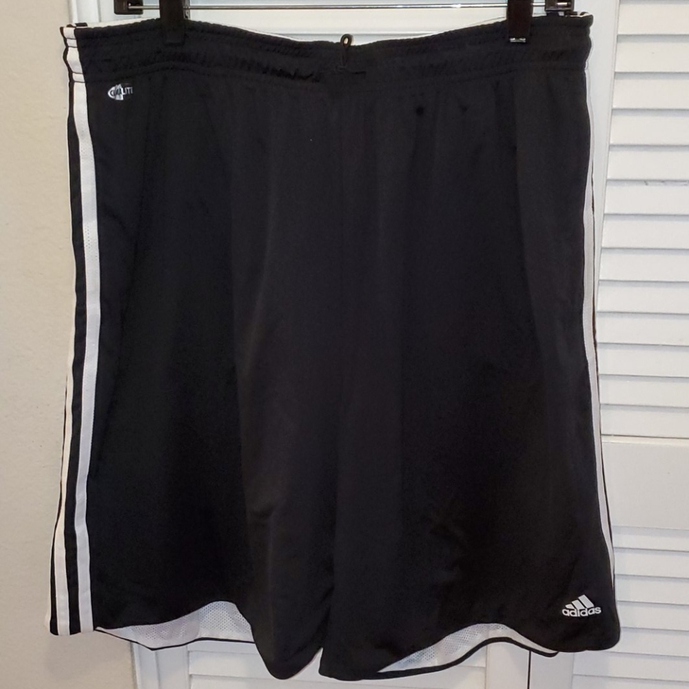 💙Reversible men's adidas shorts